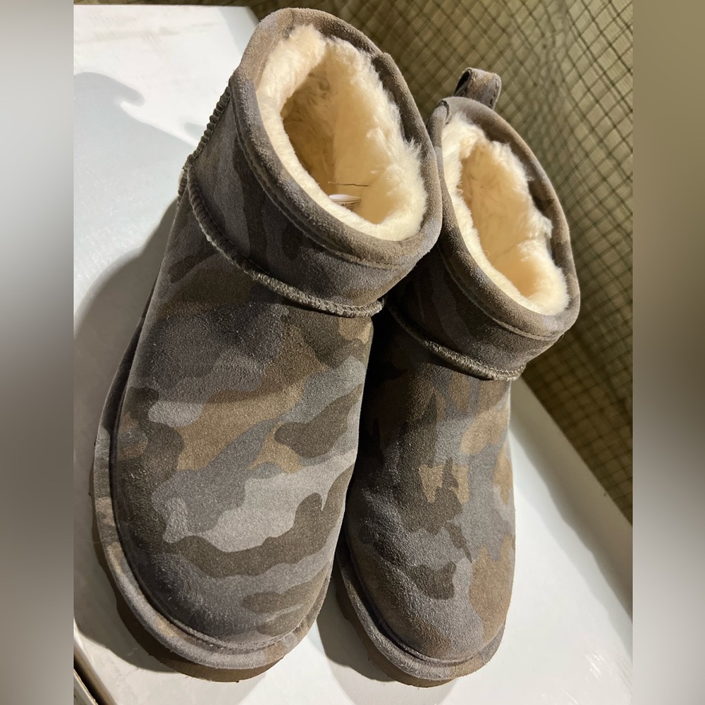 Bear Paw Shorty Exotic Earth Camo USA 8 UK 6